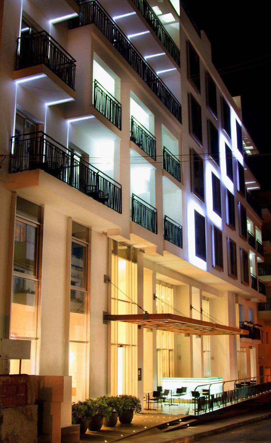 โรงแรมวาเลนตินา Saint Julian's ภายนอก รูปภาพ